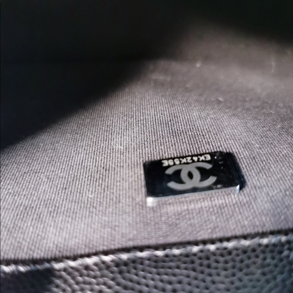 Classic Chanel Caviar microchipped medium Boy Bag - Picture 12 of 12